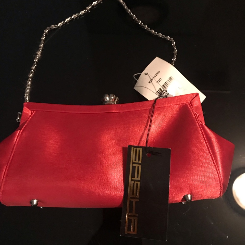 Sasha clutch